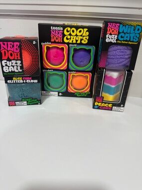 NeeDoh Peace of cake, glitter &glow, Cool Cats, wild cats, fuzz ball bundle!